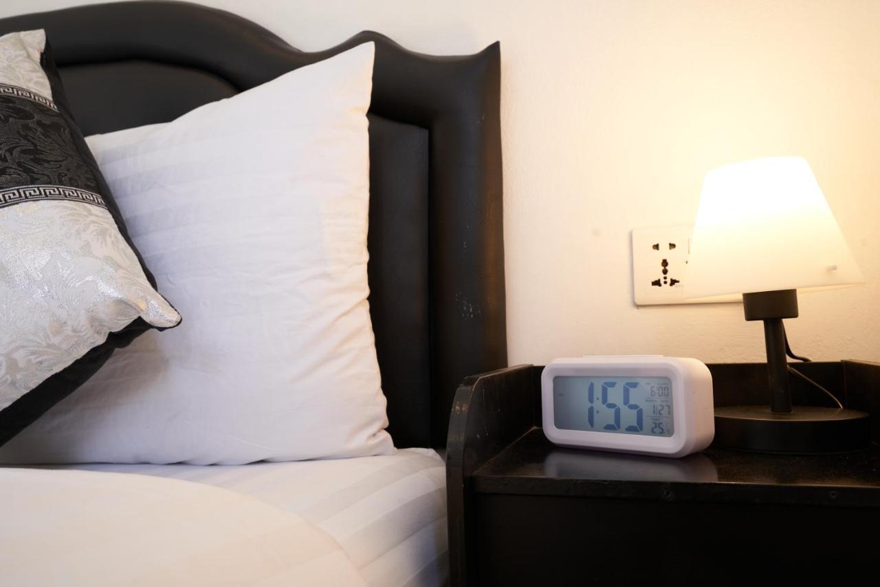 Thonglor Suites Hotel Bangkok Eksteriør bilde