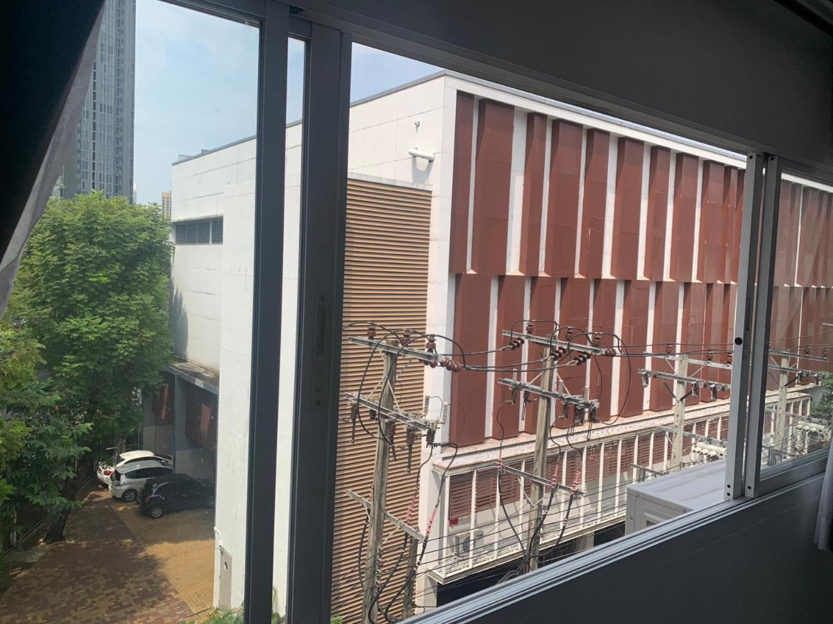 Thonglor Suites Hotel Bangkok Eksteriør bilde