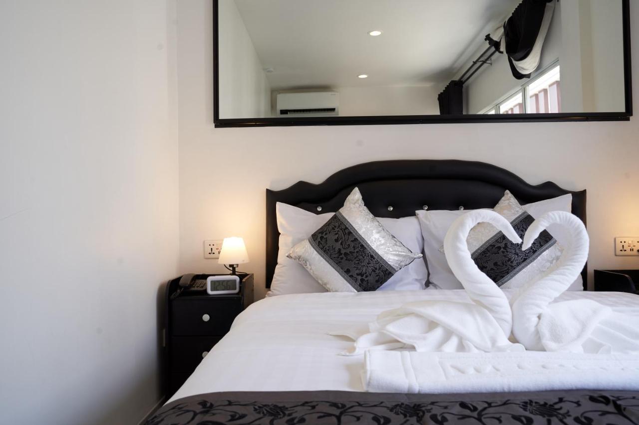 Thonglor Suites Hotel Bangkok Eksteriør bilde