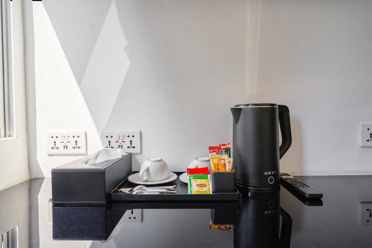 Thonglor Suites Hotel Bangkok Eksteriør bilde
