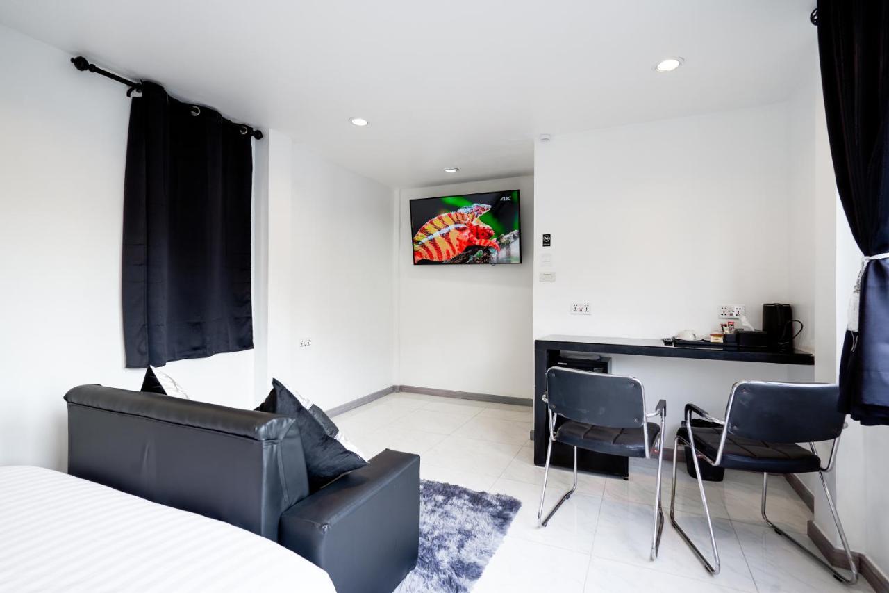 Thonglor Suites Hotel Bangkok Eksteriør bilde